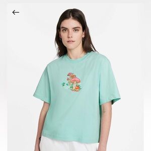 Nike Mint Green Mushroom Graphic Tee M